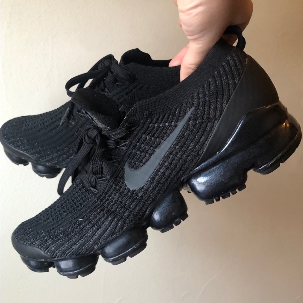 Black Nike Vapormax- see description for sizing